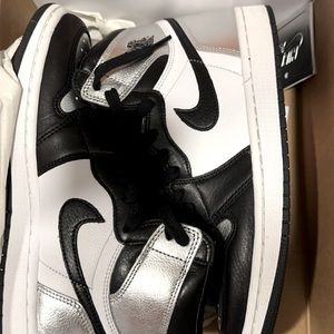 Women’s Air Jordan 1 High OG
